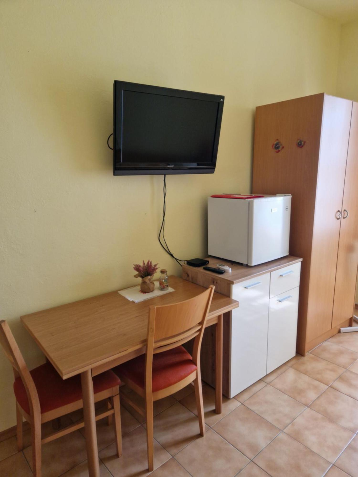 Apartma In Soba Vipavski Kriz Ajdovscina Bilik gambar