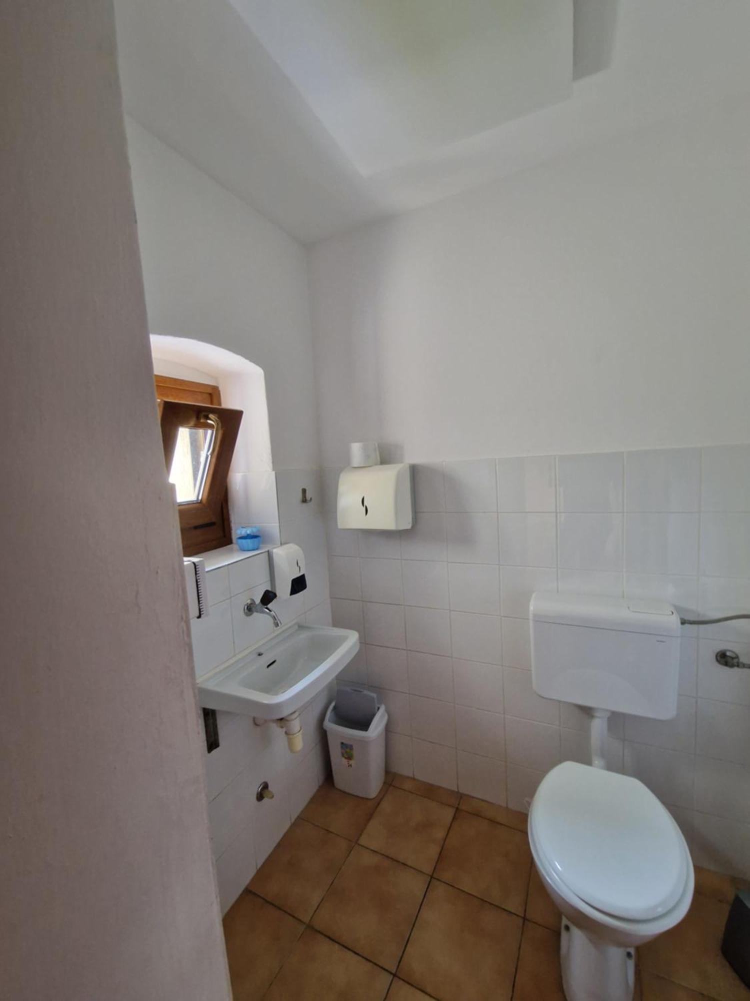Apartma In Soba Vipavski Kriz Ajdovscina Bilik gambar