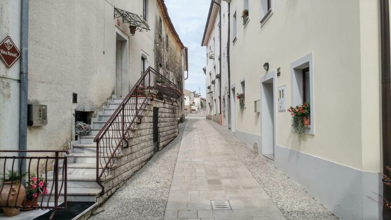 Apartma In Soba Vipavski Kriz Ajdovscina Luaran gambar